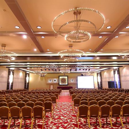 Dedeman Konya Hotel&centro de convenciones Exterior foto