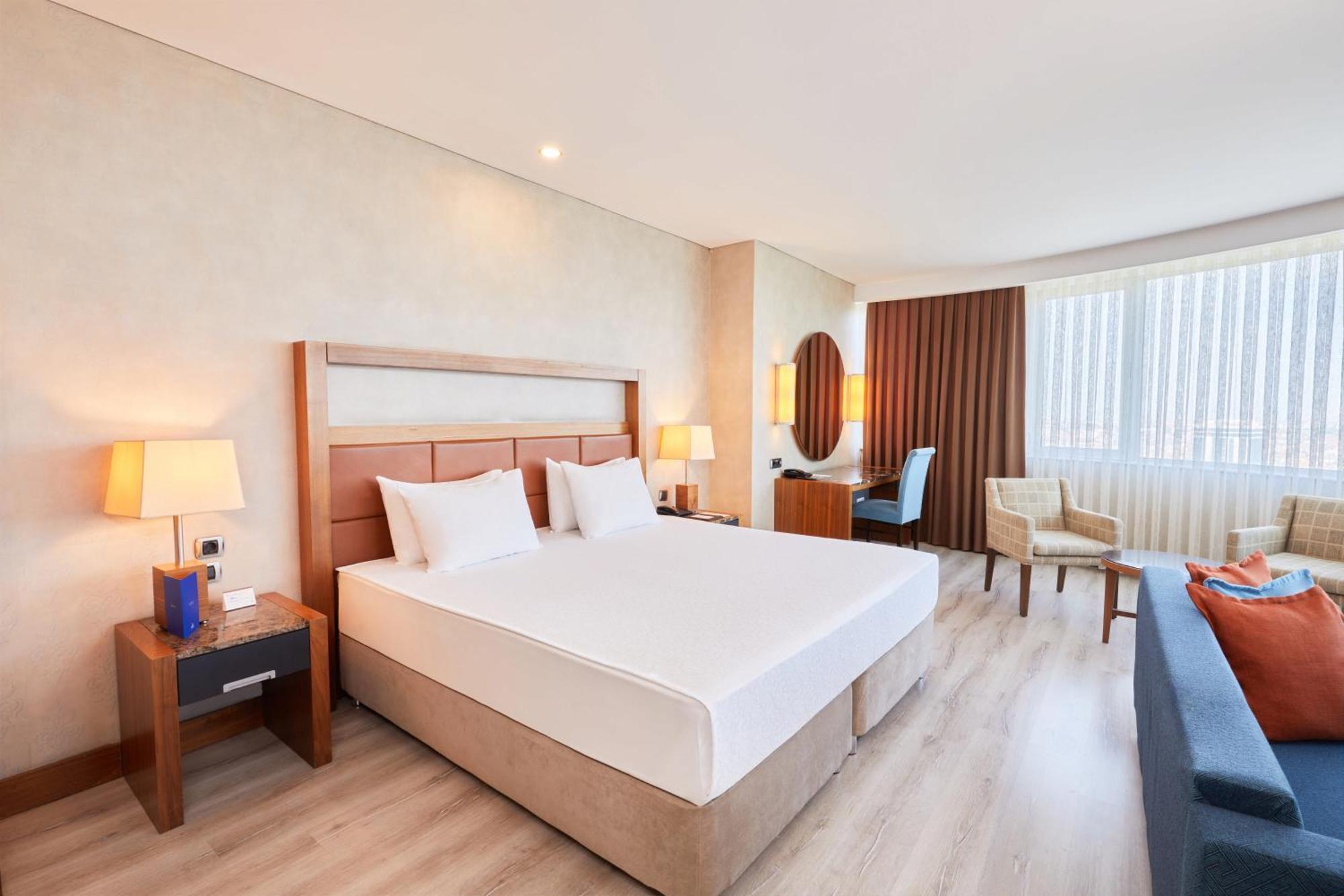 Dedeman Konya Hotel&centro de convenciones Exterior foto