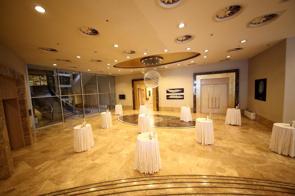 Dedeman Konya Hotel&centro de convenciones Exterior foto